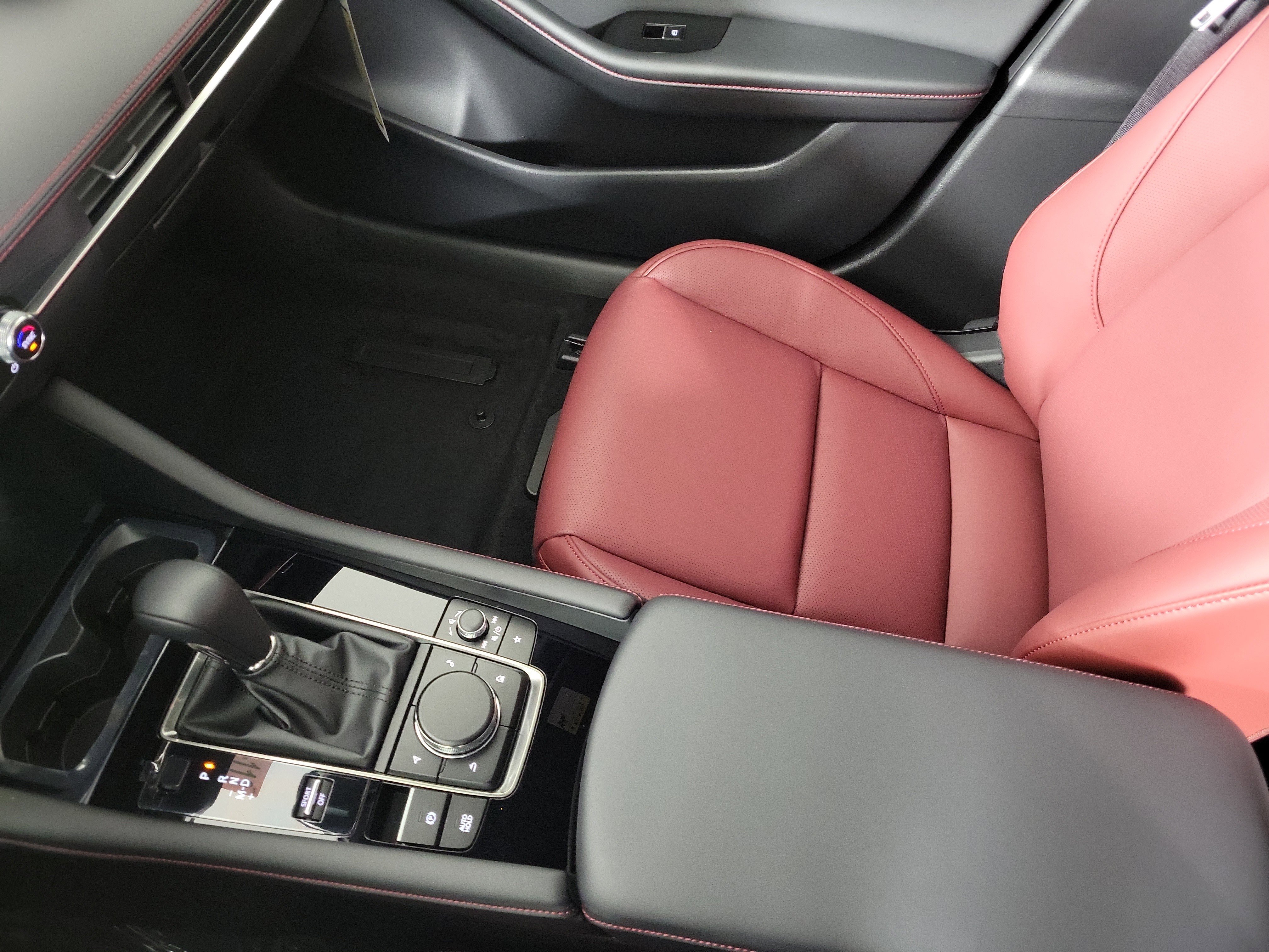 New 2026 MAZDA MAZDA3 Carbon image 25