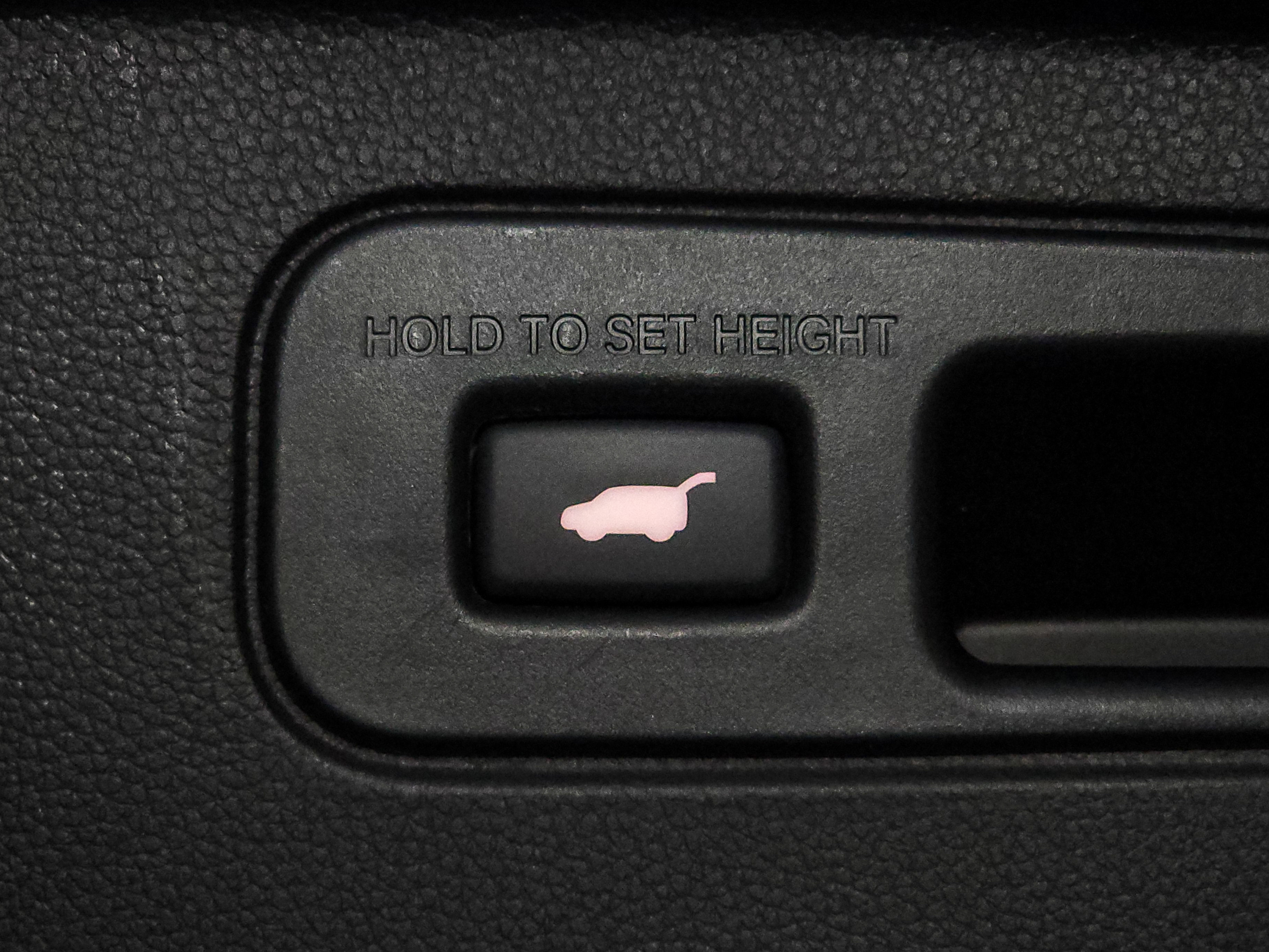 Used 2024 Honda Pilot Touring image 9