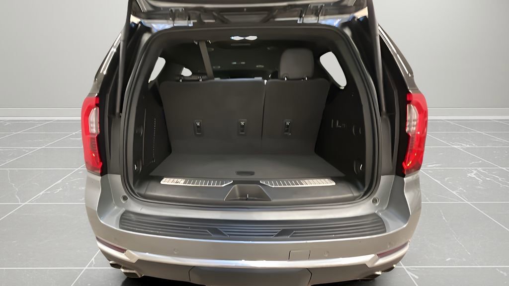 Used 2025 GMC Yukon Denali image 24