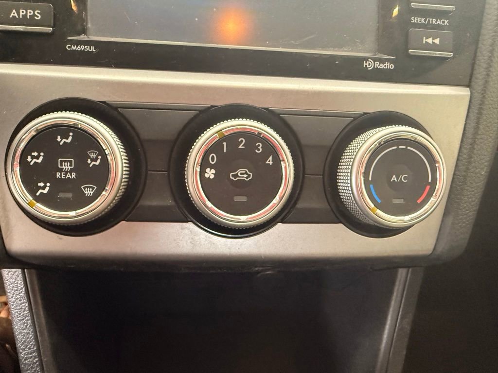 Used 2017 Subaru Crosstrek 2.0i Premium w/ Moonroof Package image 12