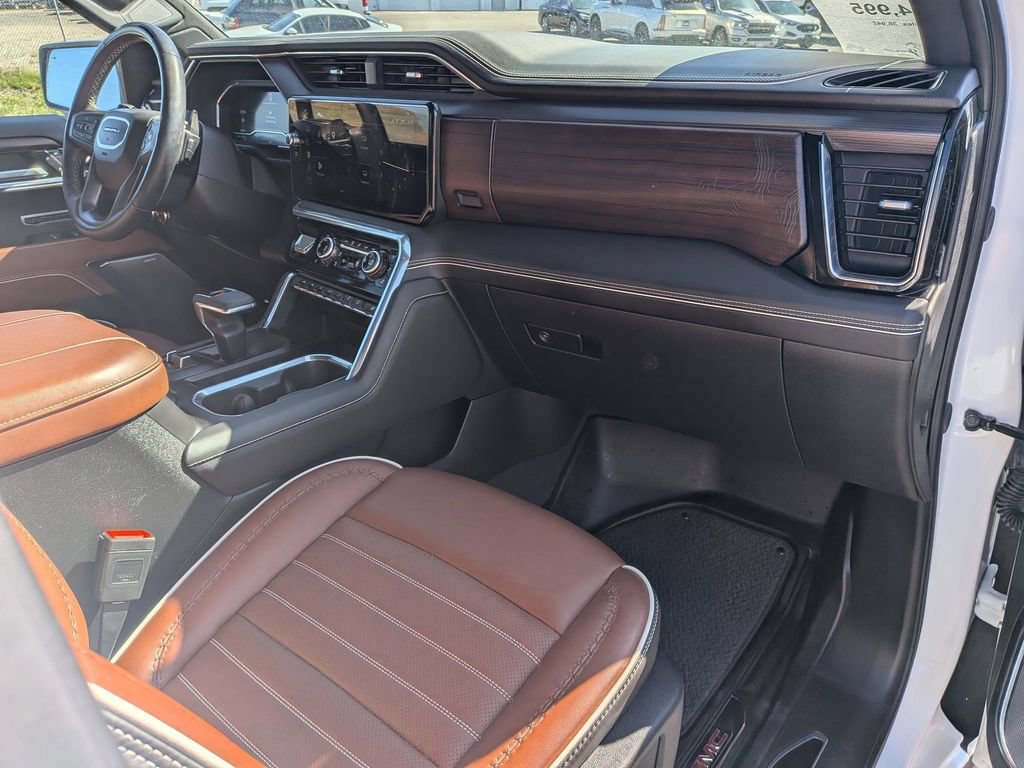 Used 2024 GMC Sierra 1500 Denali Ultimate AWD/4WD image 25