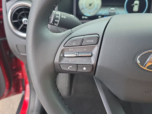 Used 2023 Hyundai Kona Limited AWD/4WD image 30