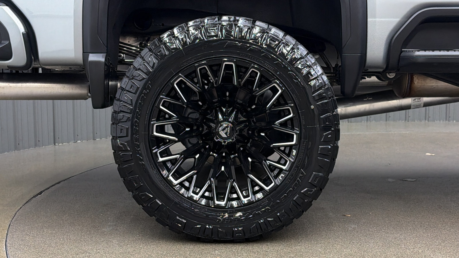 Used 2026 GMC Sierra 2500 Denali Ultimate w/ LPO, GMC Protection Package AWD/4WD image 11