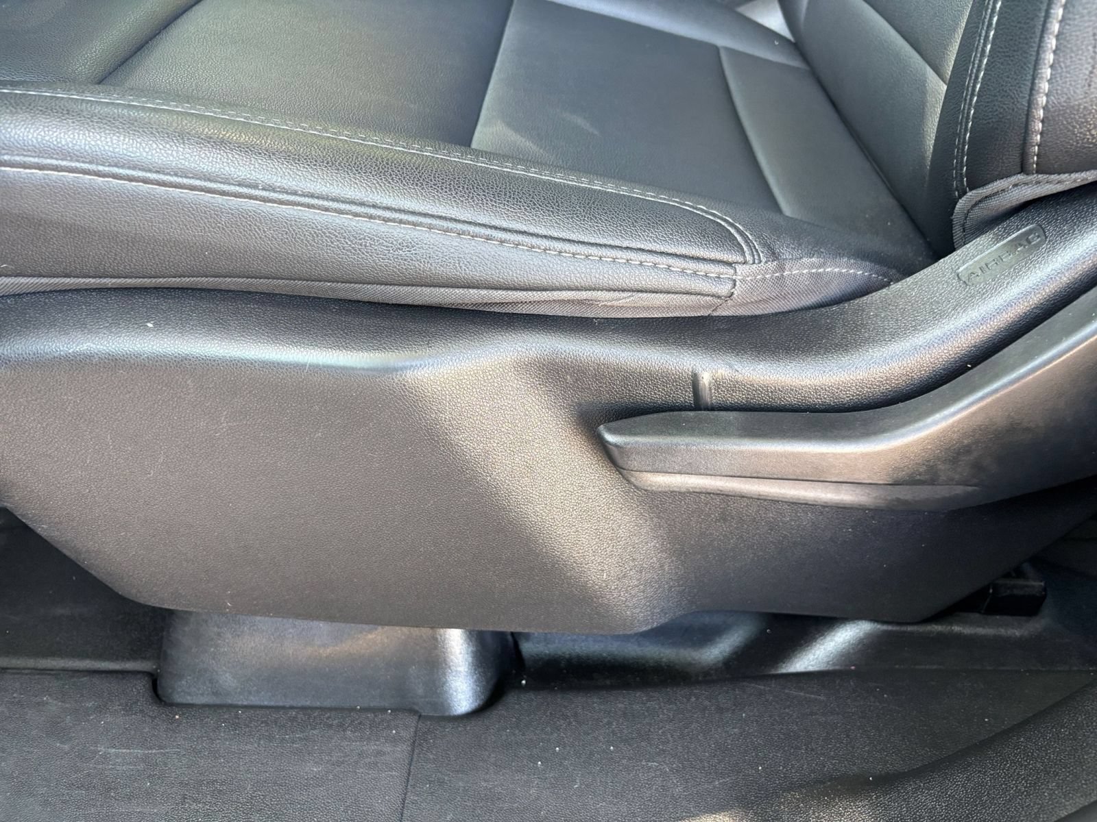 Used 2024 Chevrolet Silverado EV W/T AWD/4WD image 28