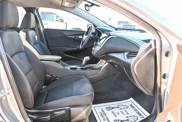 Used 2024 Chevrolet Malibu LT FWD image 18
