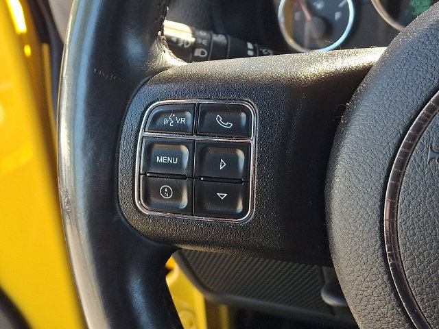 Used 2015 Jeep Wrangler Unlimited Sahara w/ Connectivity Group AWD/4WD image 6