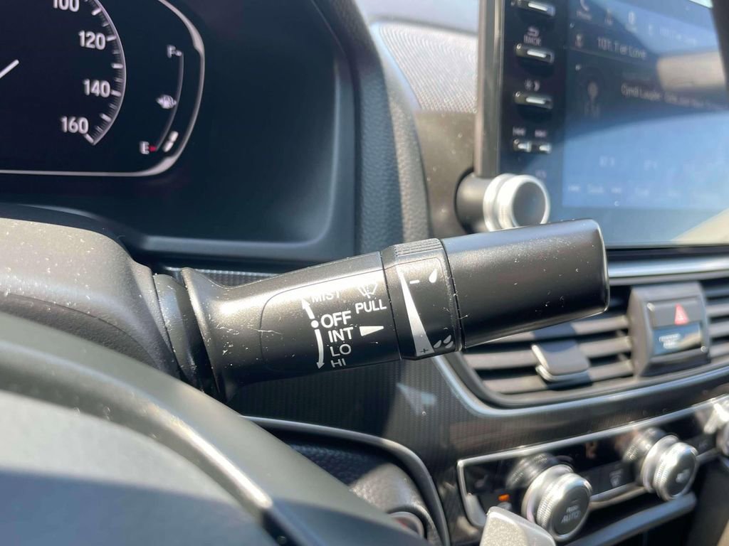 Certified 2018 Honda Accord Sport image 25