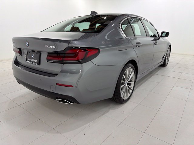 Certified 2023 BMW 530i xDrive w/ Convenience Package AWD/4WD image 5
