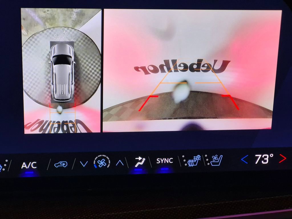 New 2026 Chevrolet Traverse RS w/ LPO, Floor Liner Package FWD image 19