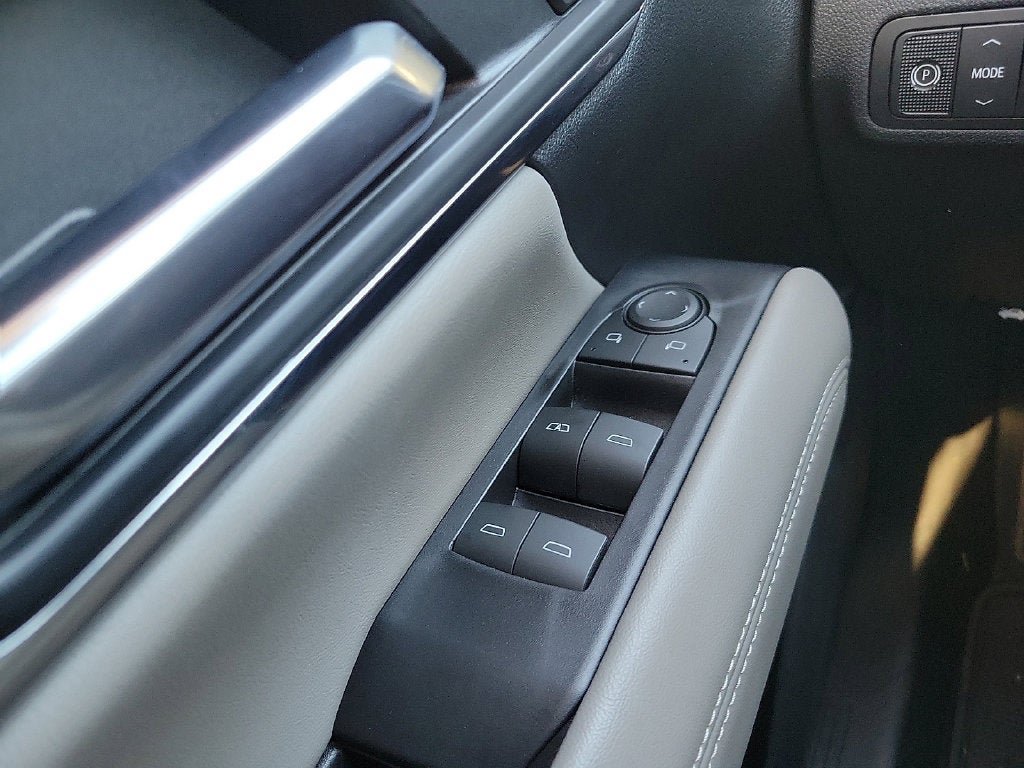 New 2027 GMC Terrain Elevation w/ Elevation Premium Package FWD image 14