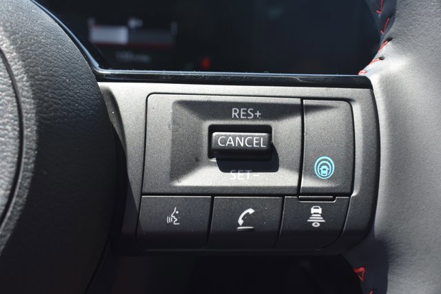 Used 2025 Nissan Kicks SR FWD image 20