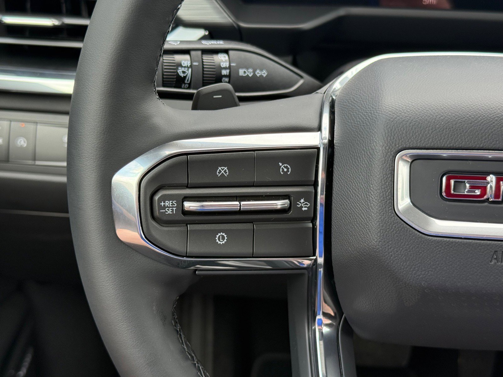 New 2026 GMC Acadia Elevation w/ Elevation Premium Package image 19