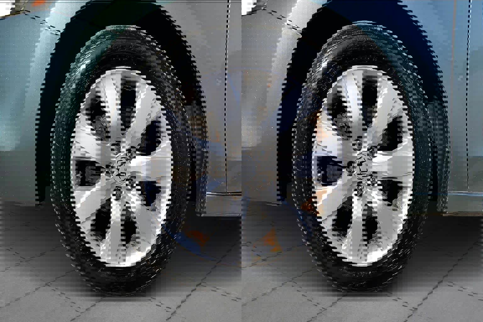 Used 2010 Honda Accord EX-L image 10