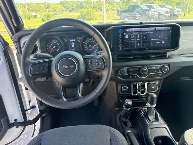Used 2024 Jeep Wrangler Unlimited Sport AWD/4WD image 12