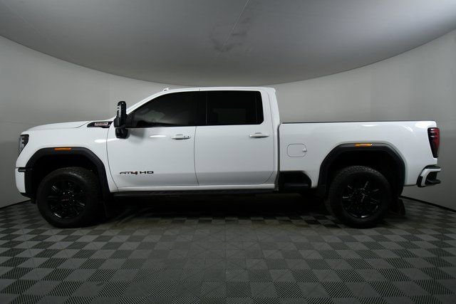 Used 2025 GMC Sierra 2500 AT4 w/ AT4 Premium Plus Package image 16