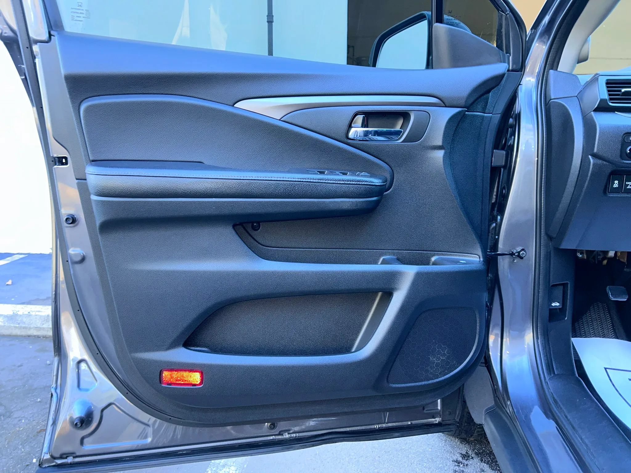 Used 2018 Honda Ridgeline RTL-T image 21