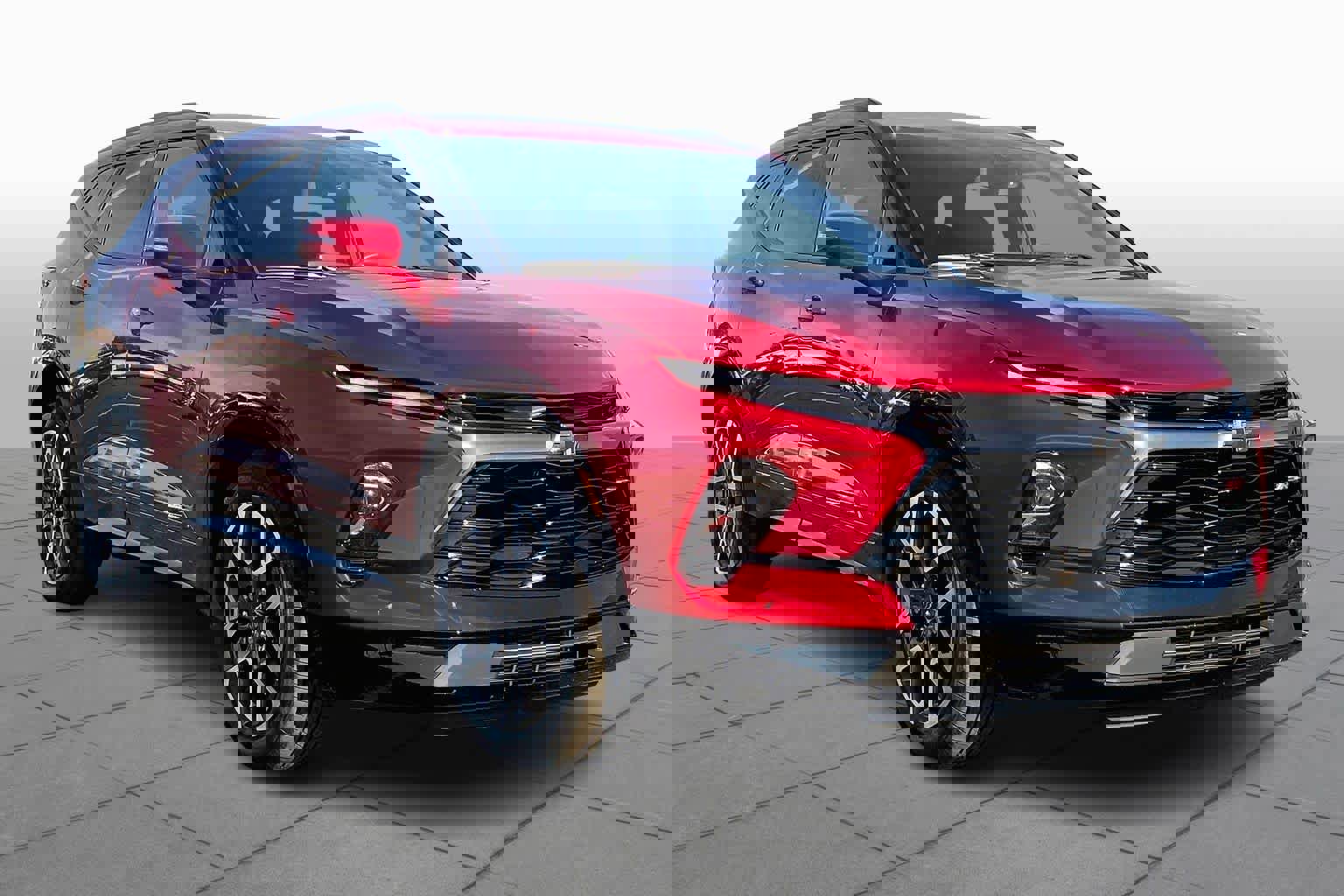 Used 2025 Chevrolet Blazer RS image 2