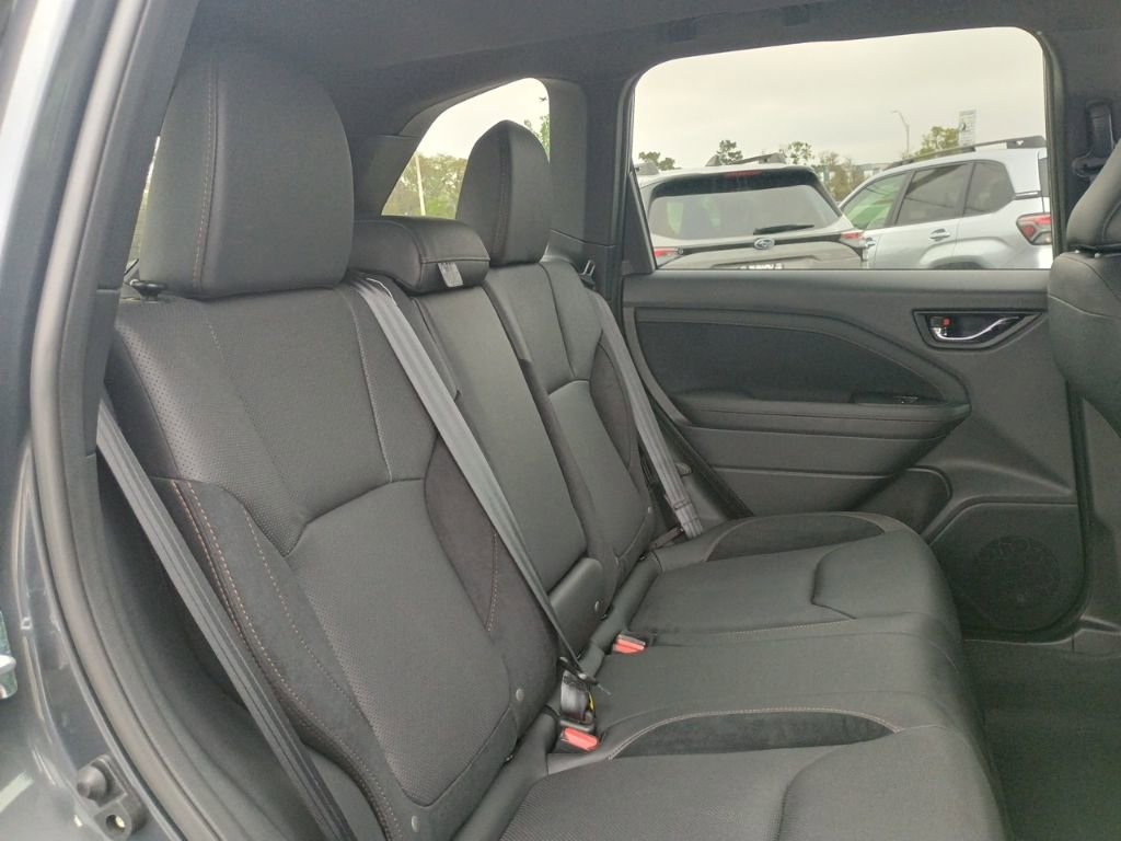 Used 2025 Subaru Forester Touring image 21