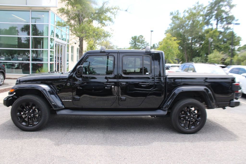 Used 2021 Jeep Gladiator Overland image 15