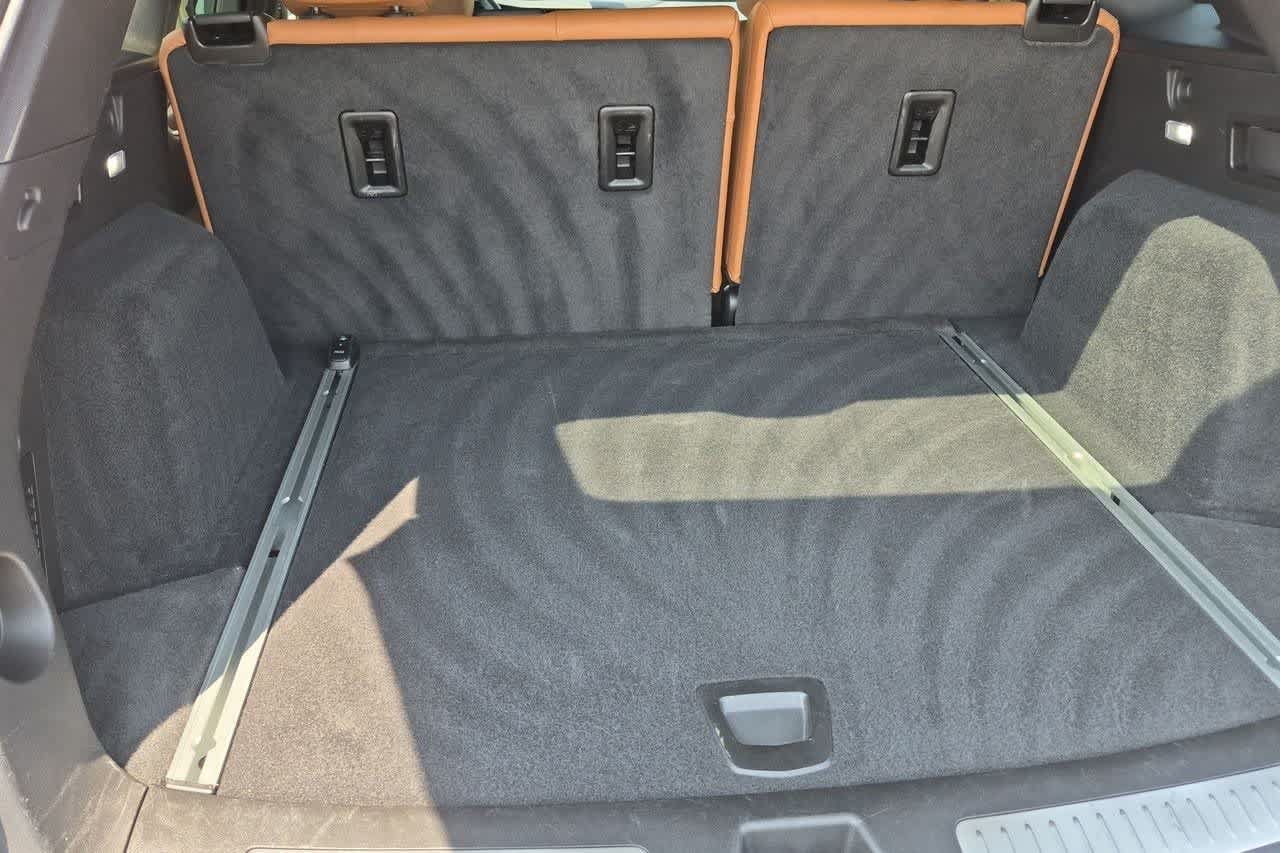 Used 2024 Cadillac XT5 Premium Luxury w/ LPO, Floor Liner Package AWD/4WD image 35