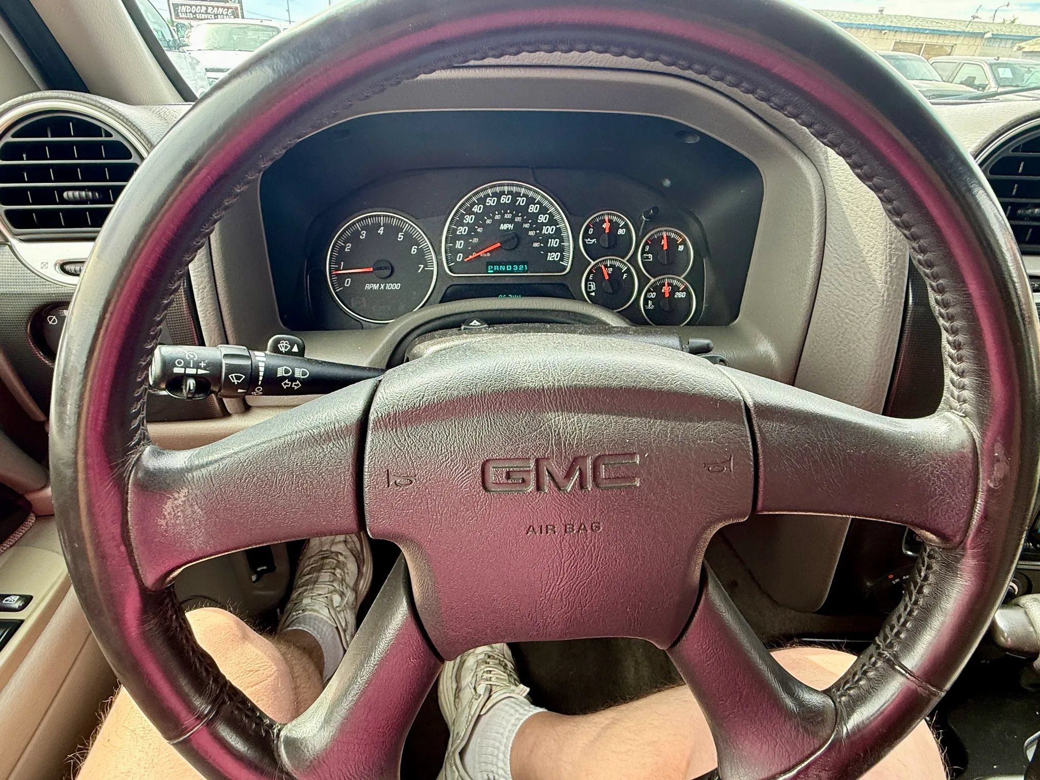 Used 2003 GMC Envoy SLE AWD/4WD image 10