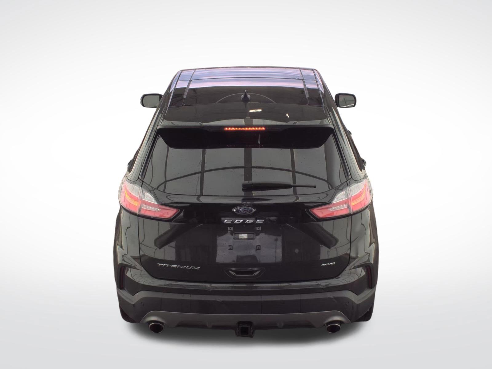 Used 2023 Ford Edge Titanium w/ Class II Trailer Tow Package AWD/4WD image 6