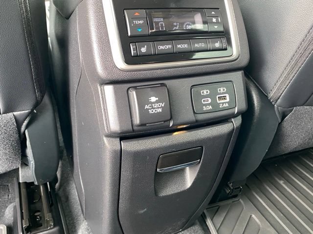 Used 2025 Subaru Ascent Touring w/ Popular Package #1 AWD/4WD image 12