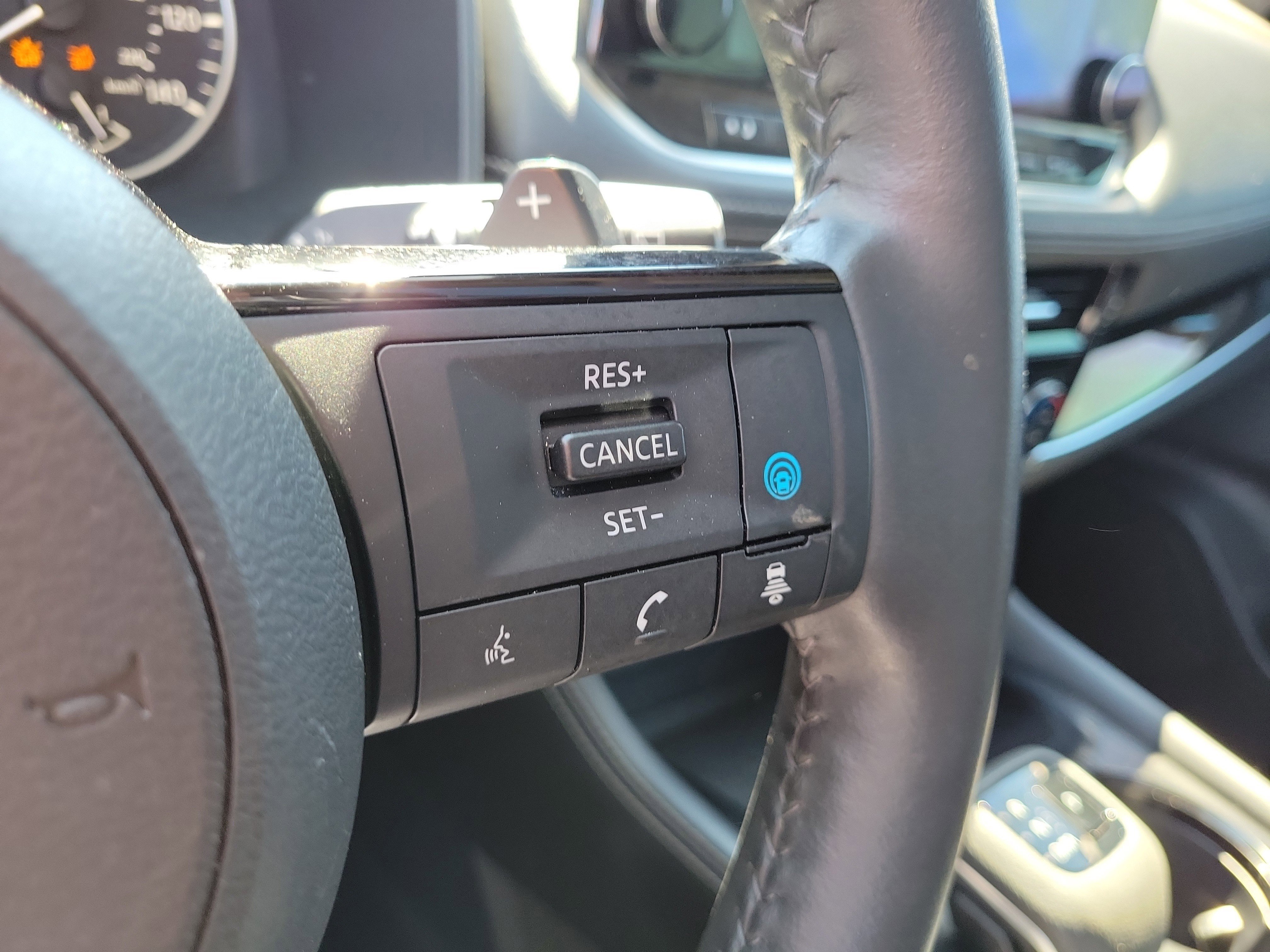 Certified 2023 Nissan Rogue SL w/ SL Premium Package image 22