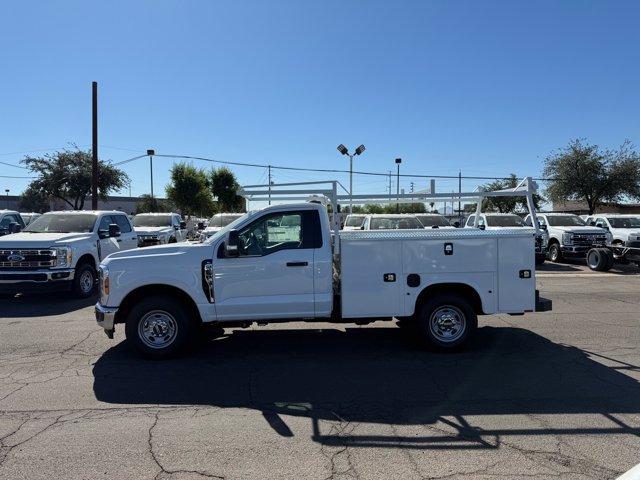 New 2026 Ford F250 XL w/ XL Chrome Package image 4