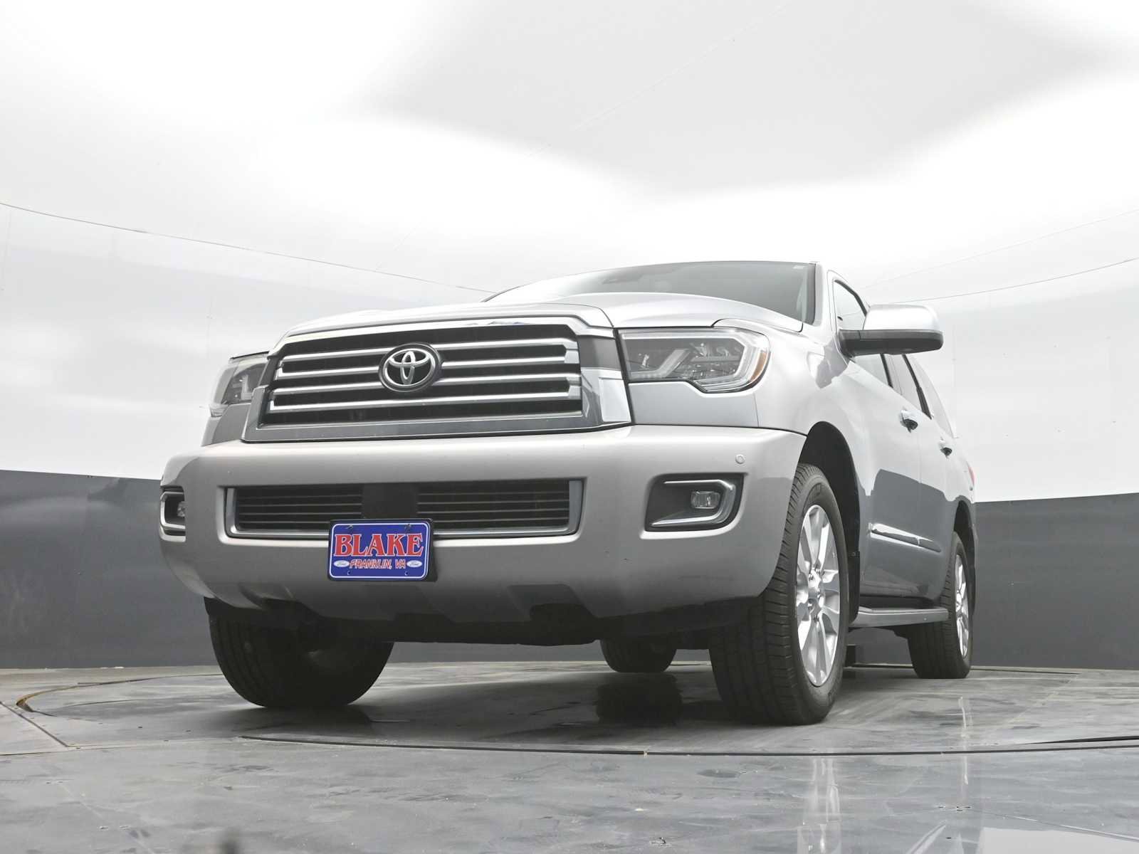 Used 2019 Toyota Sequoia Platinum RWD image 22