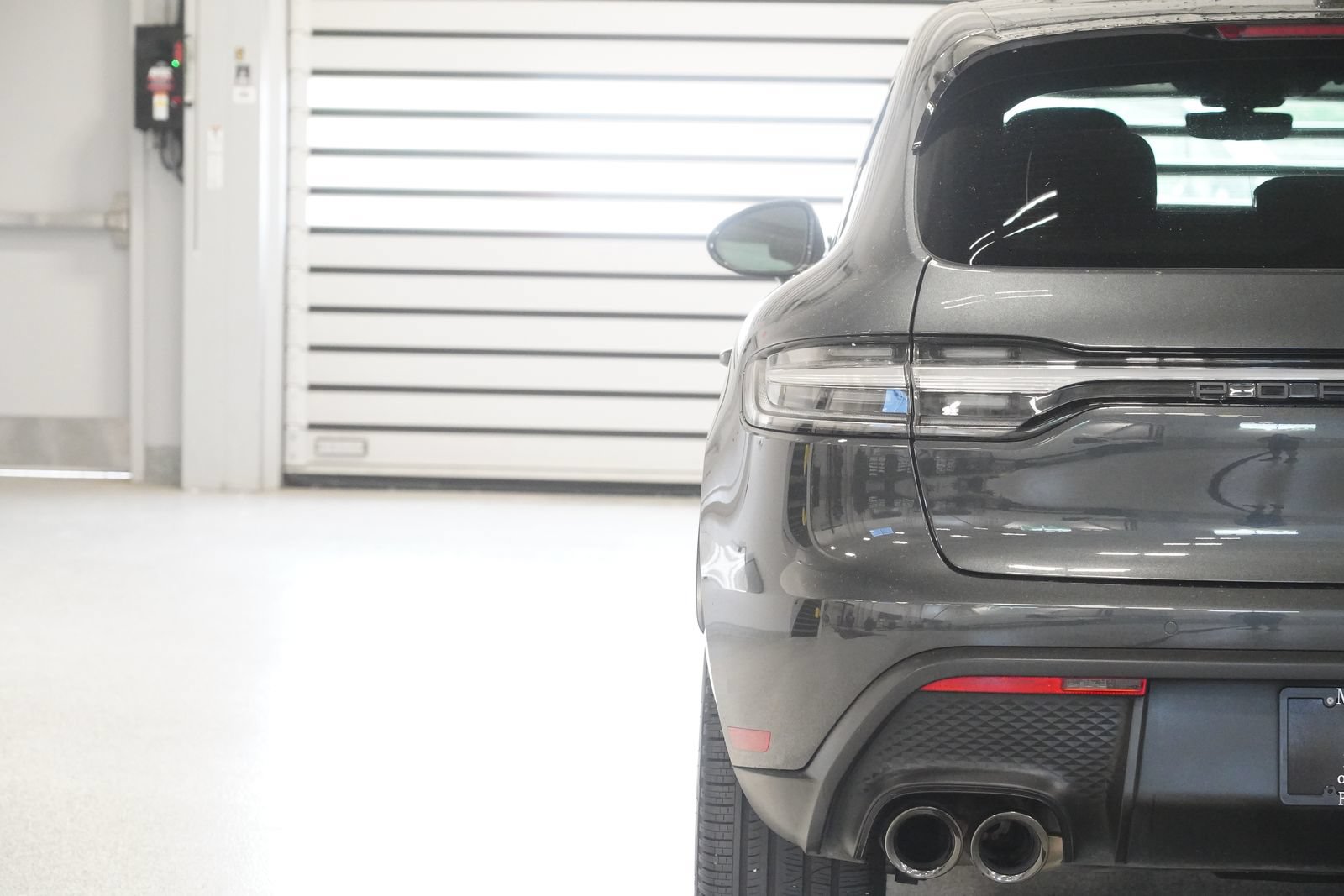 Used 2024 Porsche Macan S AWD/4WD image 9
