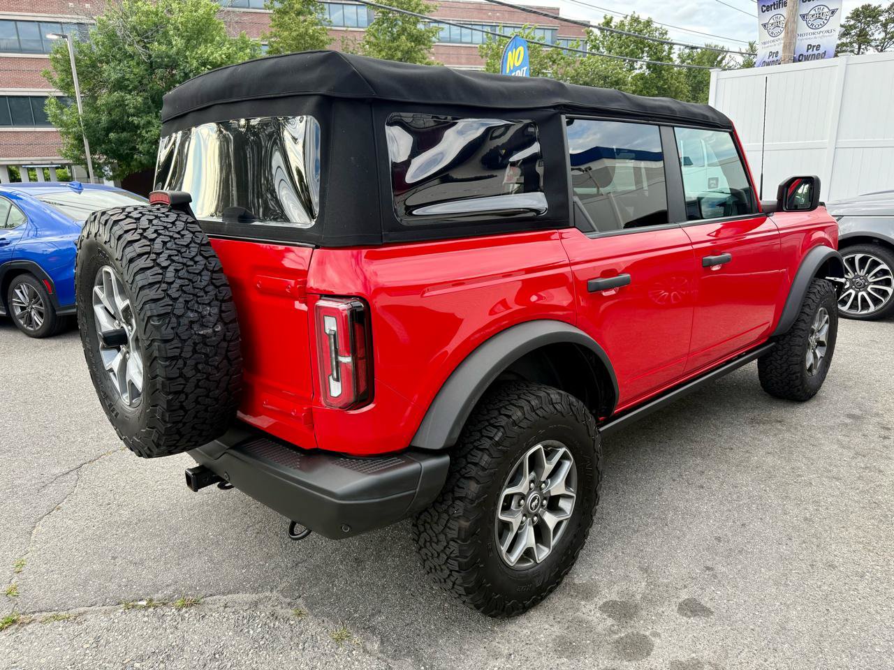Used 2022 Ford Bronco Badlands AWD/4WD image 5