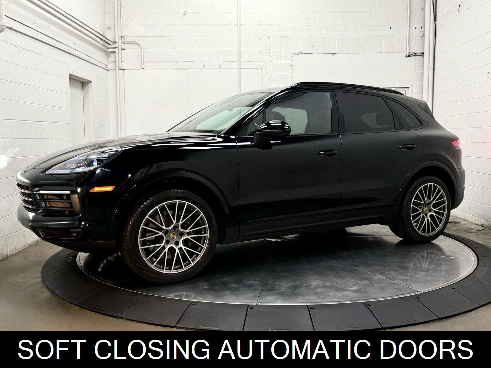 Used 2022 Porsche Cayenne Platinum Edition AWD/4WD image 4