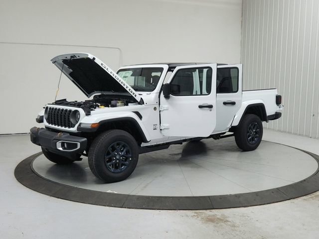 New 2026 Jeep Gladiator Sport AWD/4WD image 11