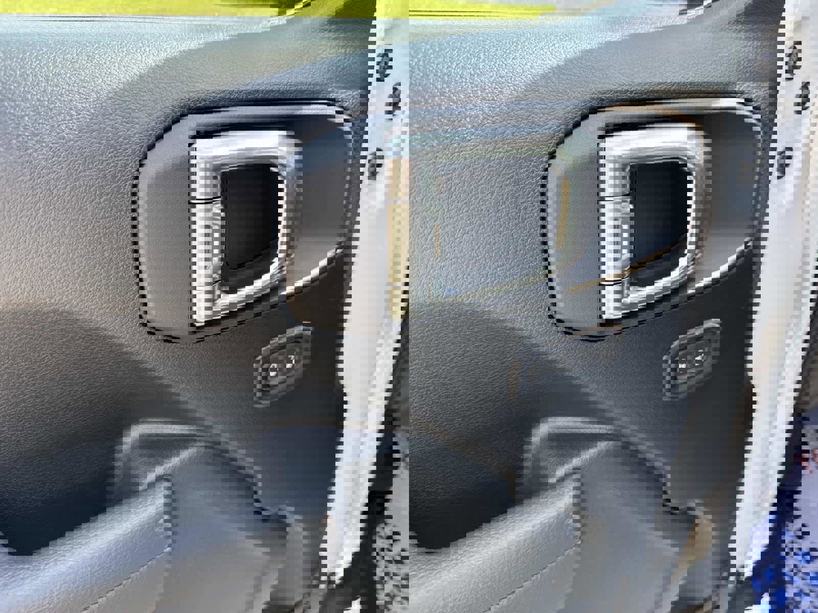 New 2025 Jeep Gladiator Sport image 35