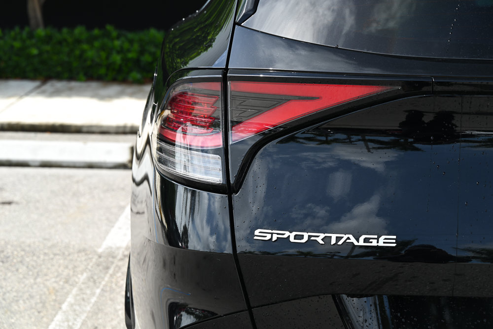 Used 2023 Kia Sportage SX FWD image 5