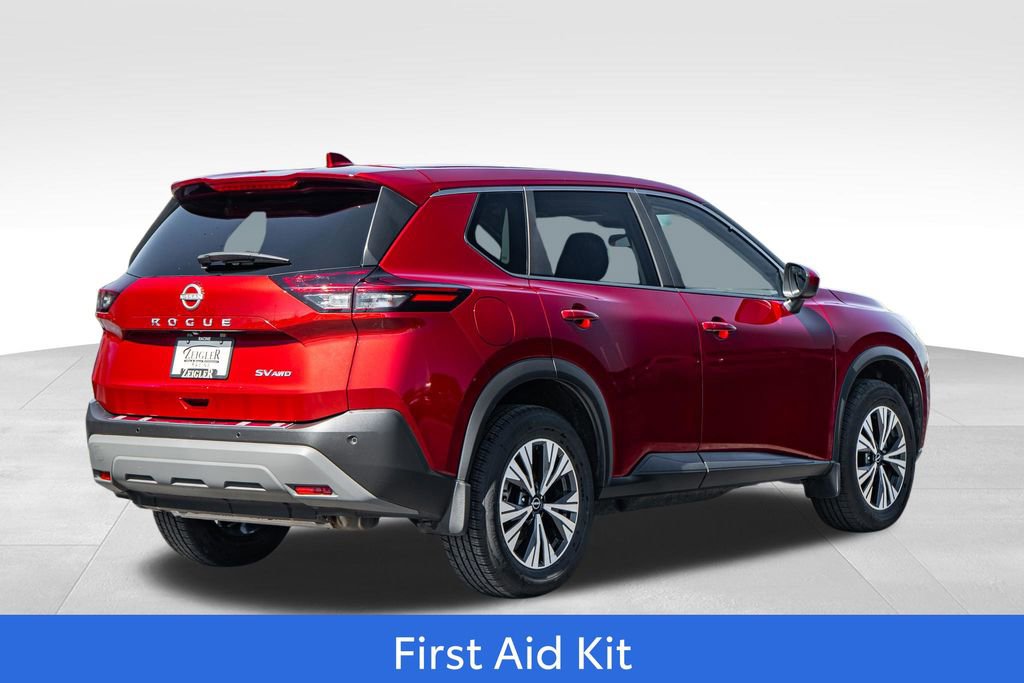 Used 2023 Nissan Rogue SV image 7