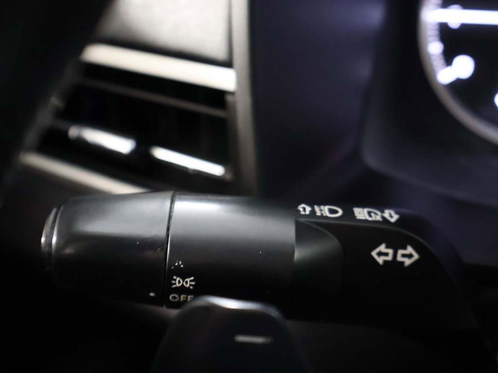 Used 2022 Mitsubishi Outlander ES image 37