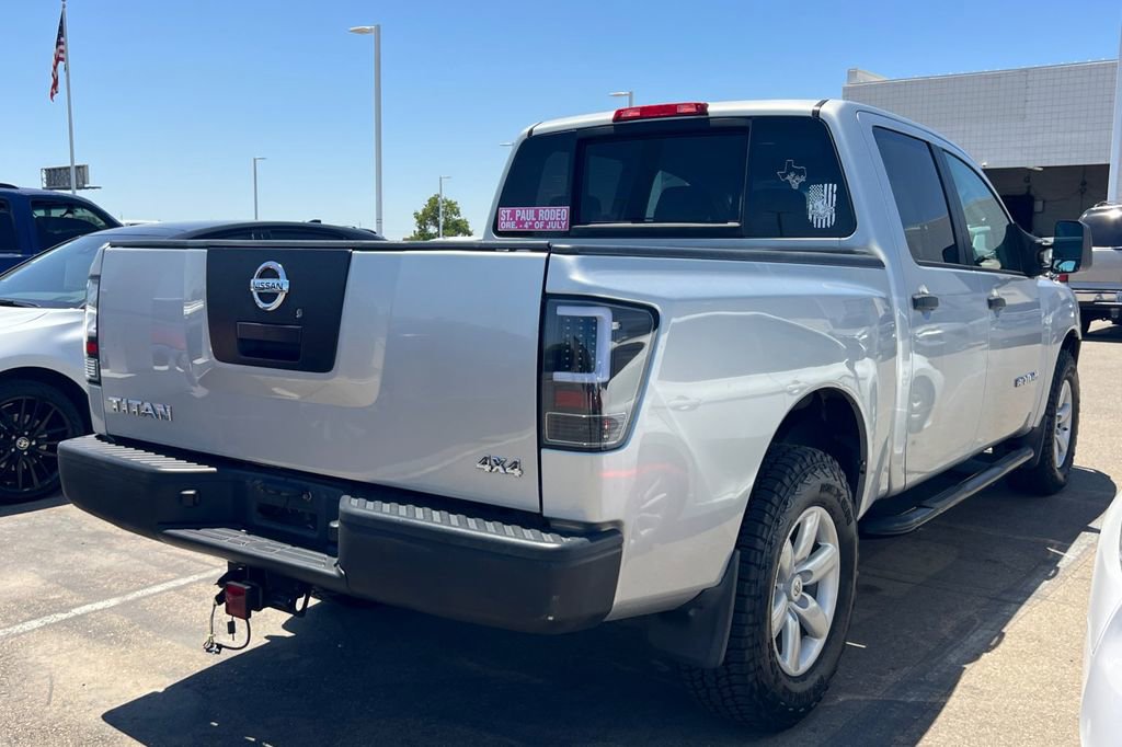 Used 2011 Nissan Titan S w/ S Popular Equipment Pkg AWD/4WD image 6