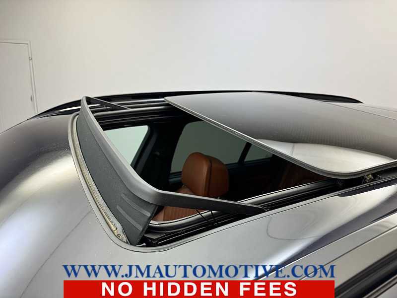 Used 2023 BMW X5 M50i w/ Executive Package AWD/4WD image 11