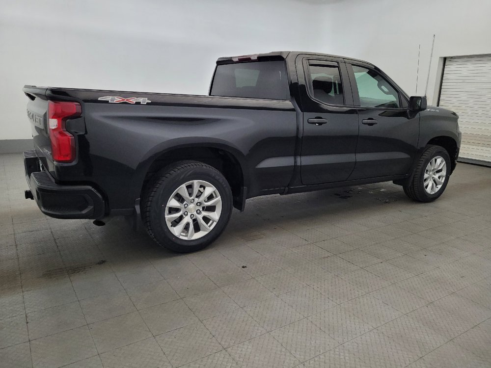 Used 2020 Chevrolet Silverado 1500 Custom w/ Custom Value Package AWD/4WD image 10