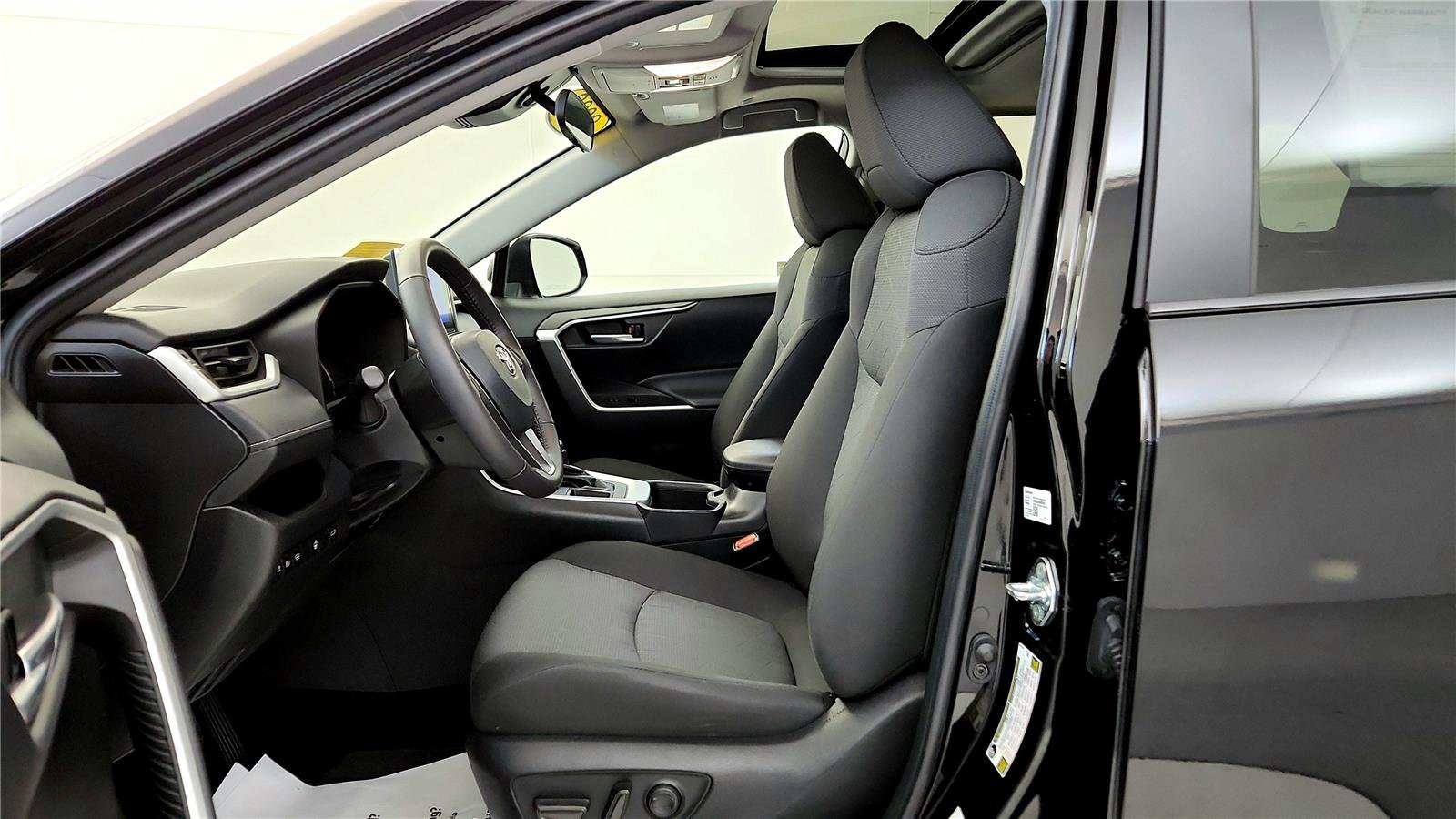 Certified 2023 Toyota RAV4 XLE image 34