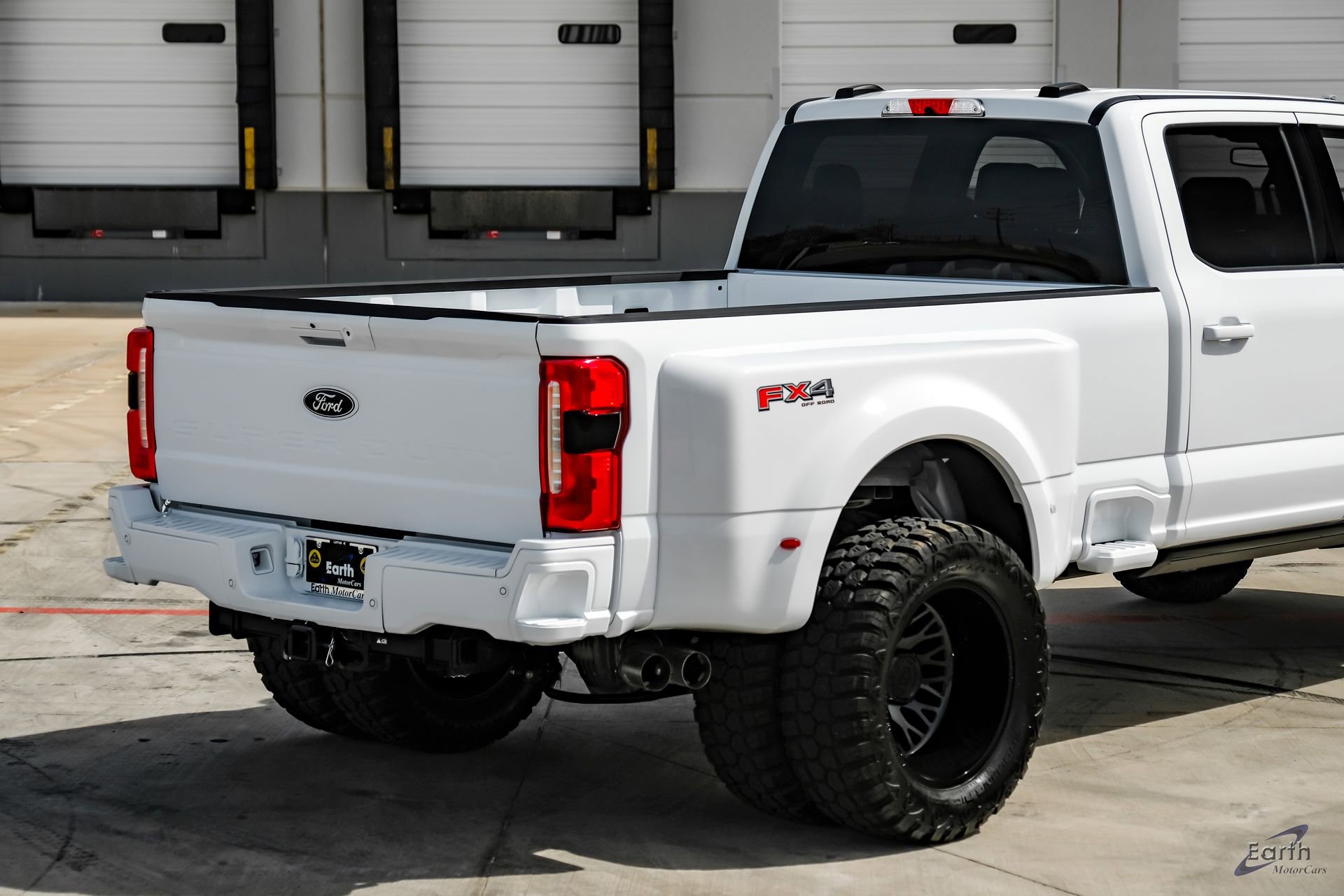 Used 2026 Ford F450 Lariat w/ FX4 Off-Road Package image 19