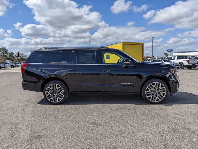 New 2026 Ford Expedition Max Platinum w/ Platinum Ultimate Package AWD/4WD image 3