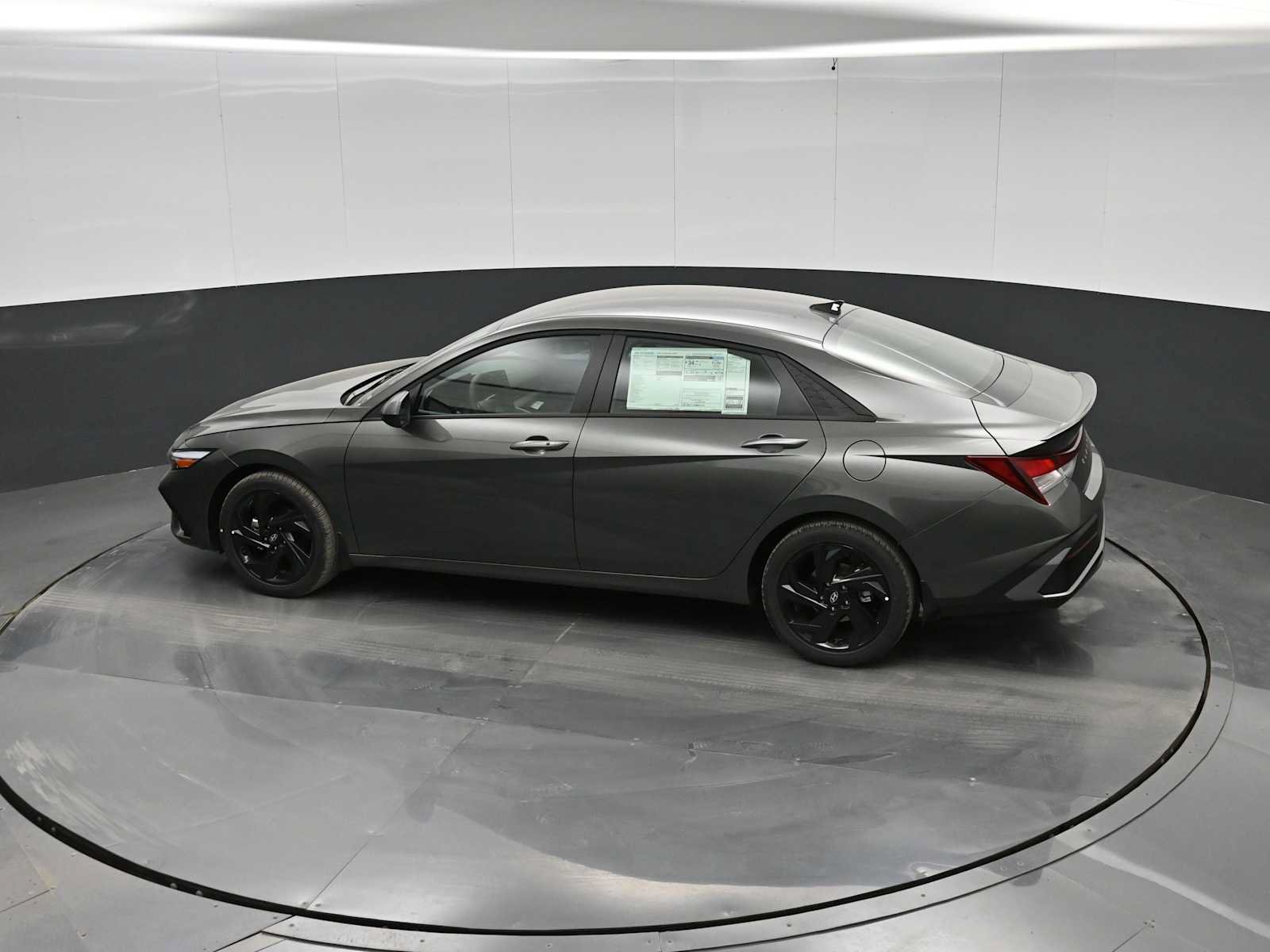 New 2026 Hyundai Elantra Sport FWD image 29