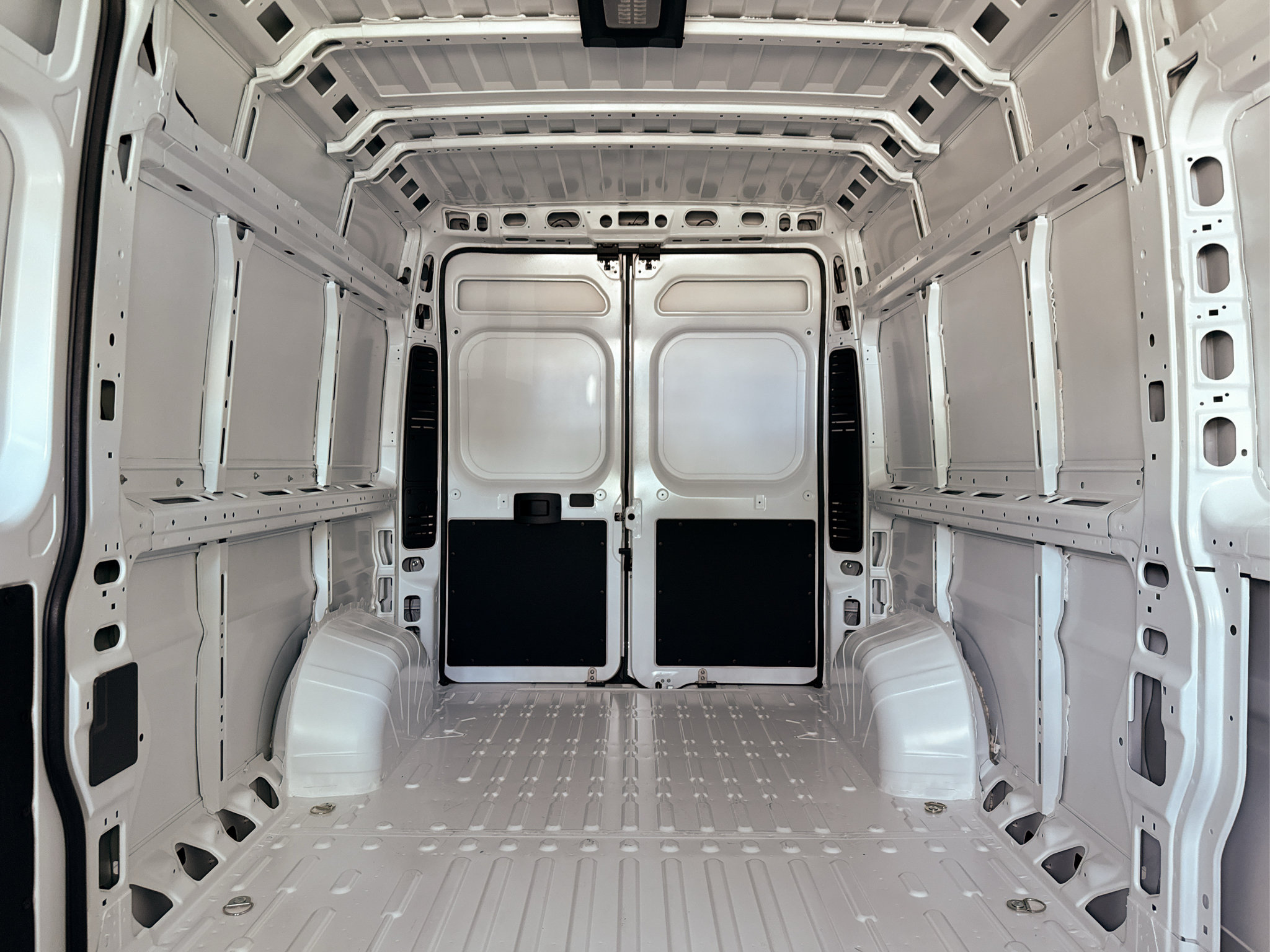 New 2026 RAM ProMaster 2500 w/ Convenience Group FWD image 7