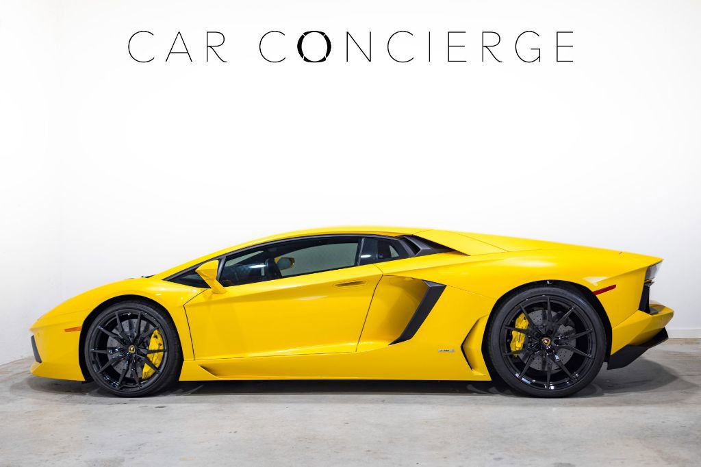 Used 2013 Lamborghini Aventador LP 700-4 image 9
