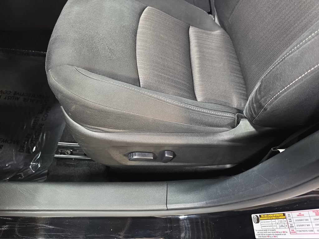 Used 2024 Nissan Altima 2.5 SV FWD image 27