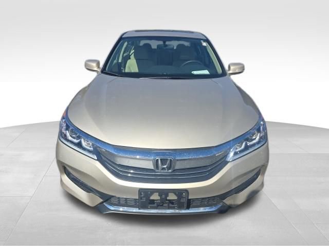 Used 2016 Honda Accord EX image 8