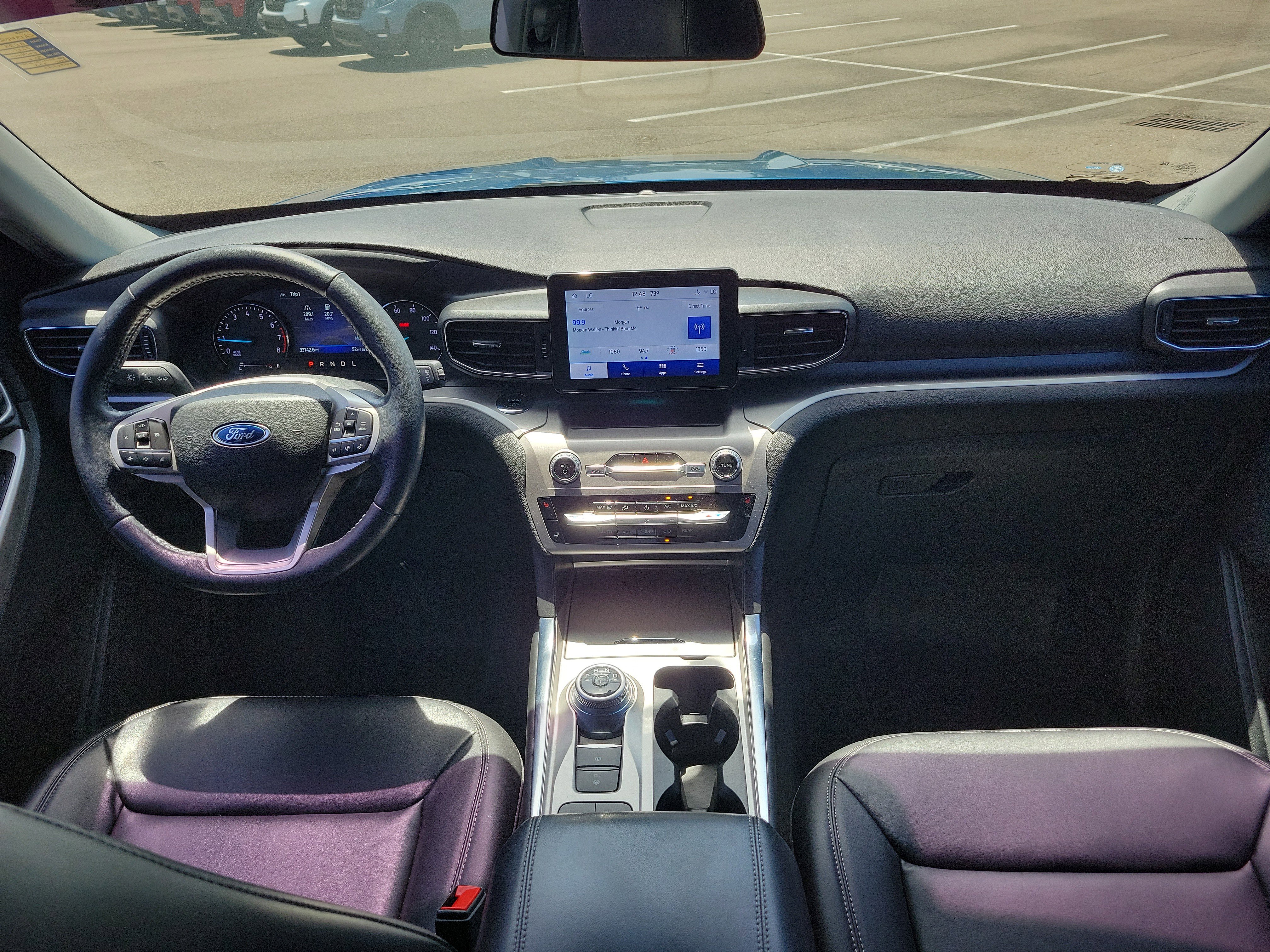 Used 2022 Ford Explorer XLT w/ Equipment Group 202A image 11